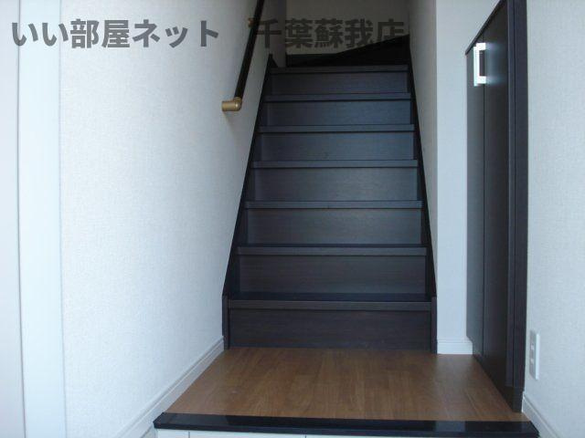 テンダーハウスＡの玄関|明るい玄関です