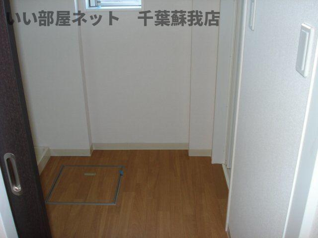 テンダーハウスＡの洗面所|忙しい朝には欠かせない洗面所です