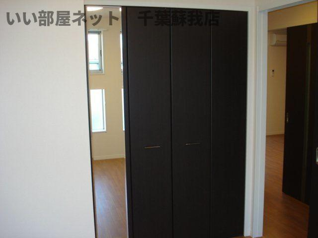 テンダーハウスＡの収納|便利な収納スペースです