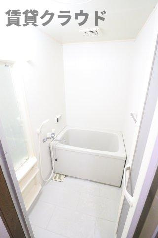 ＧＲＥＥＮ　ＰＩＡの浴室|コンパクトで使いやすいお風呂です