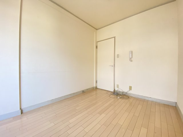 ホルム夙川の居間・リビング