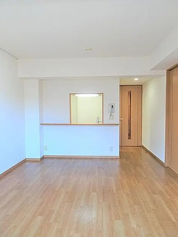 コンフォール高田馬場の洋室