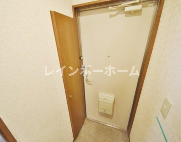 アンプルール フェール S，Sの玄関