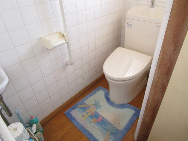 熊谷市玉作　中古戸建のトイレ