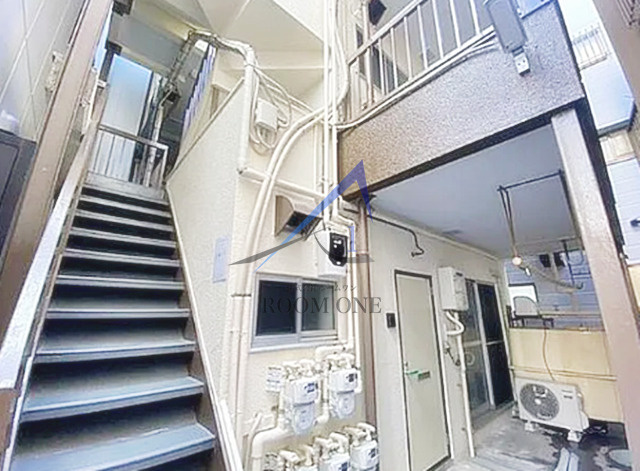 青葉マンションのエントランス|エントランスです。