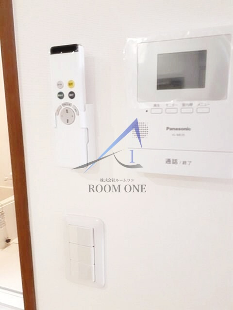 青葉マンションのセキュリティ|モニター付きインターホンです。