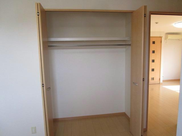 グランドールB館の収納