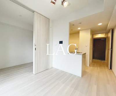 【居間・リビング】 | メイツ川口並木 | 洋室のお部屋です。