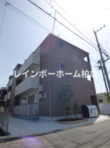 【非対面対応】接客・申込・契約オンライン！LINE×相談可！のエントランス|毎日通るエントランスはこのようになっています