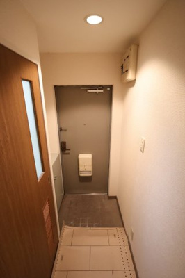 【玄関】 | ザウバーベルグ