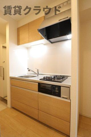 ウッド　プレイスのキッチン|コンパクトなキッチンで掃除もラクラク