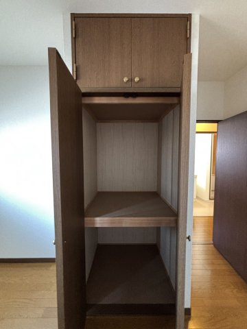 四條畷サカモトマンションの収納