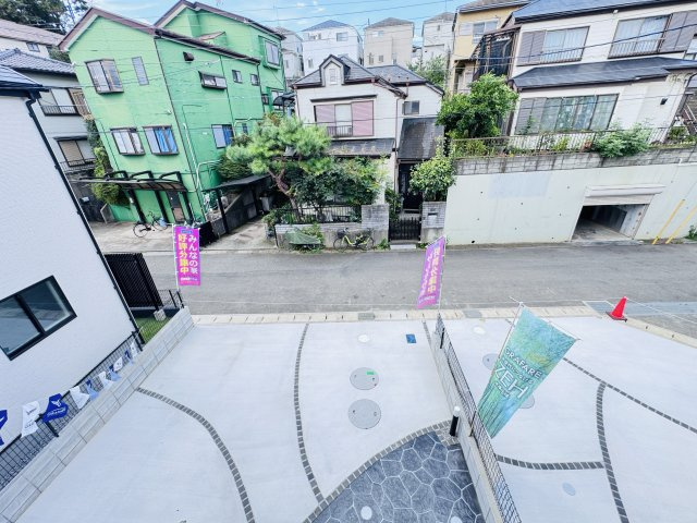 市川市曽谷４丁目新築戸建（曽谷16期）の展望|バルコニーより道路側眺望・南道路で日当たり良好♪