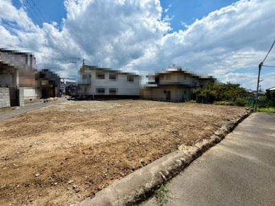 【外観】 | 極楽寺町２丁目　売土地 | 【現況更地】更地渡しにつき解体費用かかりません♪資料請求だけでもお気軽にお問い合わせください！