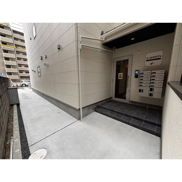 ジーメゾン味鋺エアリー　名古屋市賃貸　仲介手数料無料のエントランス