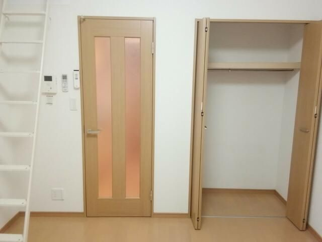ピュア氷川台二番館の収納