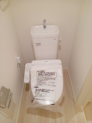 川崎市多摩区菅仙谷２丁目のアパートのトイレ