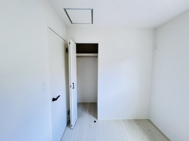 市川市曽谷４丁目新築戸建（曽谷16期）の収納|5帖洋室収納