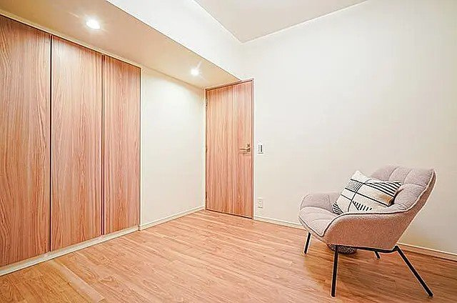 神戸市中央区海岸通１丁目の賃貸マンションの居間・リビング|※画像は別タイプの参考写真です