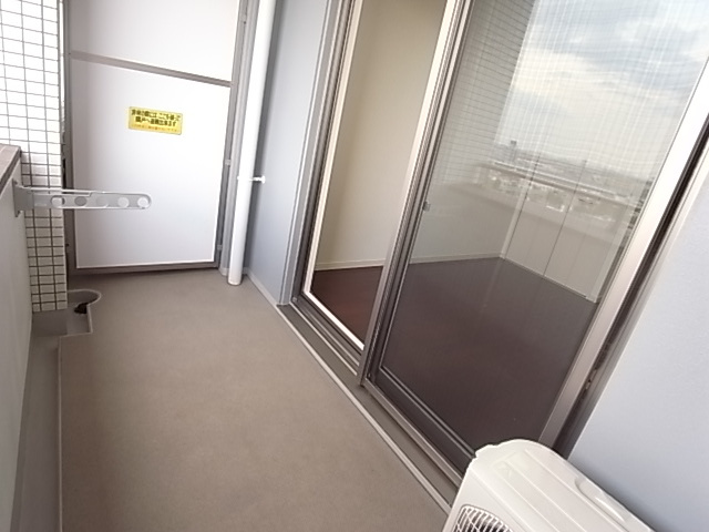ラウル六甲道のバルコニー