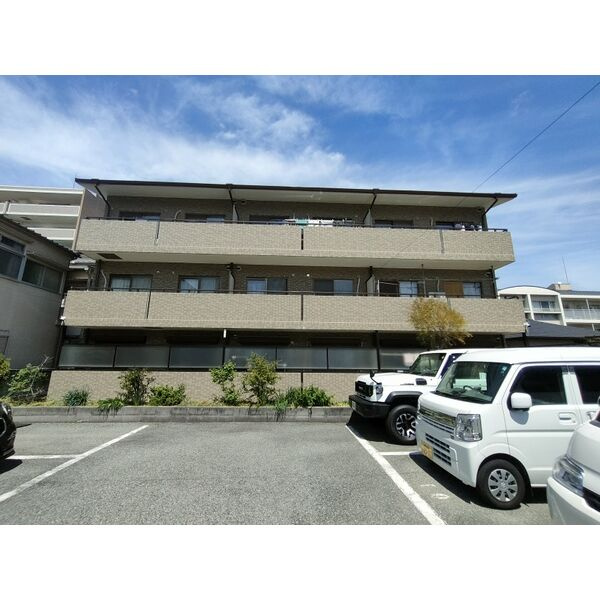 西宮市上甲子園４丁目の賃貸マンション