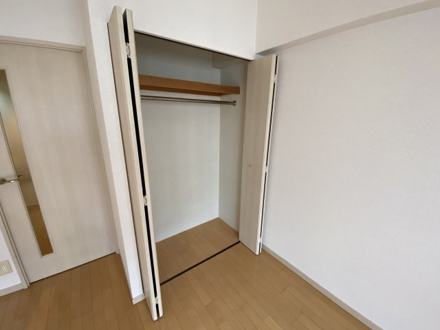 ロイヤルヒル神戸三宮の収納