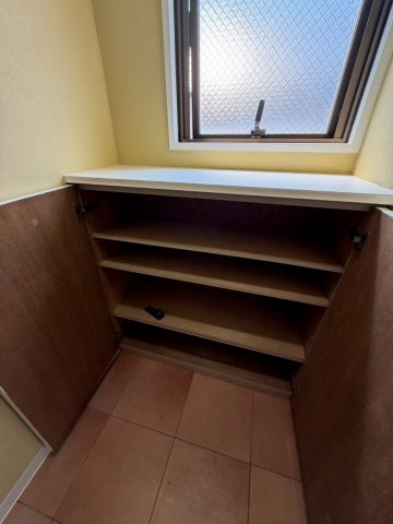 芦屋市浜町の賃貸マンションの収納