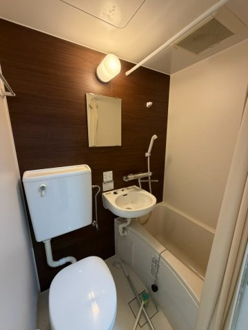 芦屋市浜町の賃貸マンションの浴室