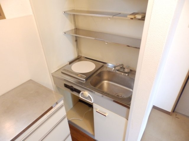 神戸市灘区鹿ノ下通３丁目の賃貸マンションのキッチン
