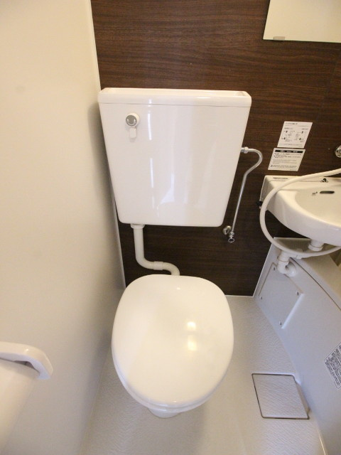 芦屋市浜町の賃貸マンションのトイレ