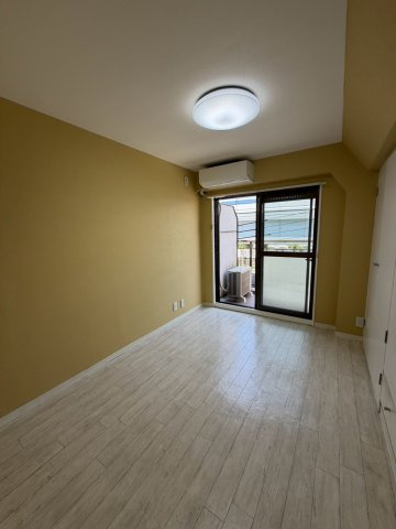 芦屋市浜町の賃貸マンションの居間・リビング