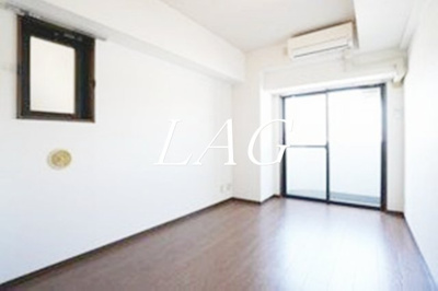 【居間・リビング】 | ロイヤルアメニティー白金 | 洋室のお部屋です。
