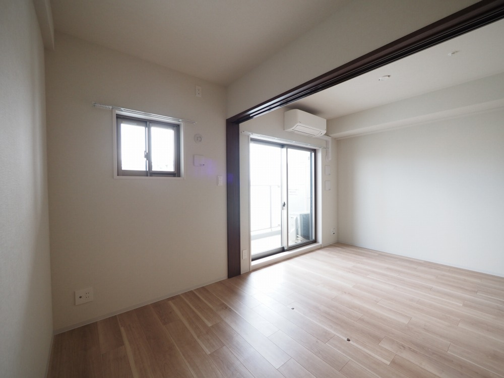 大阪市都島区内代町４丁目の賃貸マンションの居間・リビング