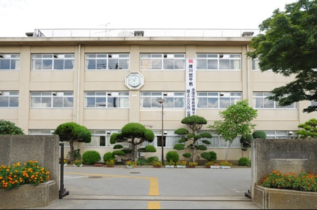 グラファーレ佐倉市井野３５期の周辺|志津中学校