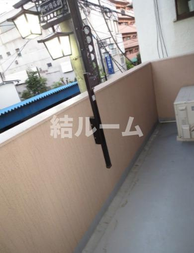 板橋区本町の賃貸マンションのバルコニー