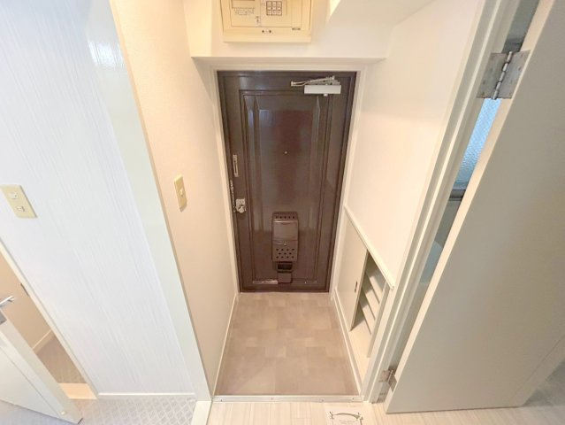 紙谷第3マンションの玄関
