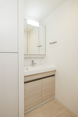 【独立洗面台】 | ベルヴュコート柏 | ※写真は同タイプ住戸です。