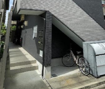 Rich hill SUWAのロビー