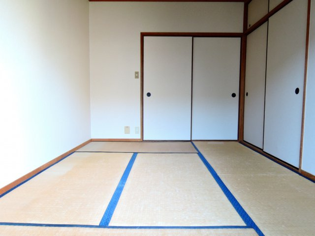 高槻市東五百住町２丁目の賃貸マンションの内装