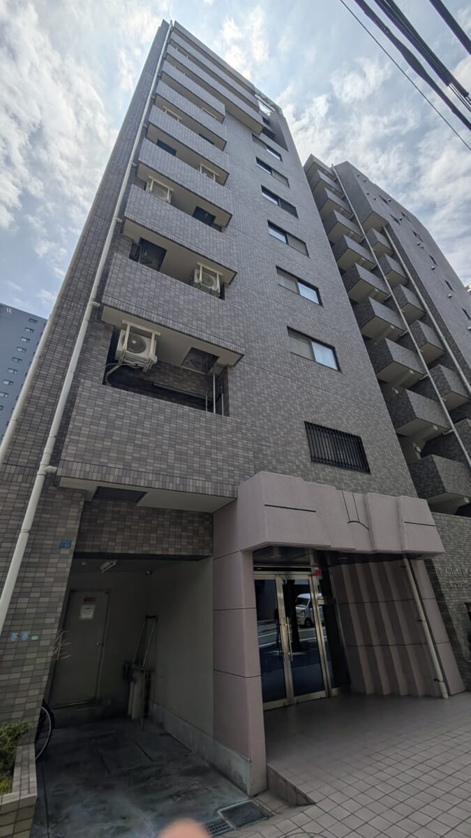 BraTTo三宮パルシオ