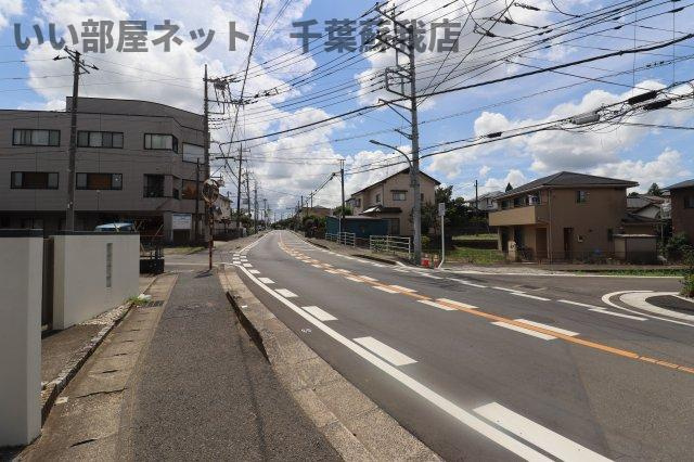 エムティー・パインの周辺