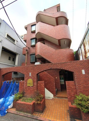 BraTTo西馬込駅前