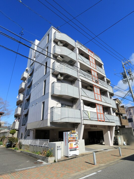 BraTToアキユラ須賀町の画像