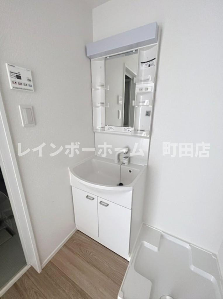 Reberty瀬谷※初期費用分割後払いサービス利用可能物件の独立洗面台