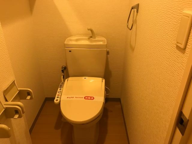 加古川市尾上町安田のアパートのトイレ|トイレ