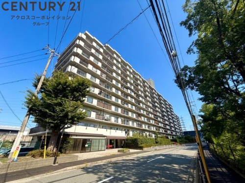 鉄筋コンクリート造マンション♪敷地内駐車場あります！