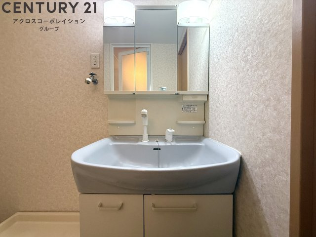 使いやすい三面鏡です♪
