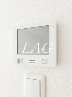 【設備】 | ＲＳ参番館 | モニター付きインターホンです。
