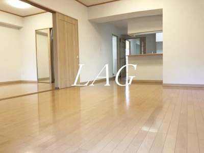 【居間・リビング】 | Ｔ’ｓ　ｇａｒｄｅｎ北柏　１号棟 | 洋室のお部屋です。