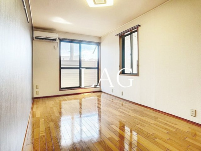 【居間・リビング】 | ＲＥＧＩＮＡ | 洋室のお部屋です。